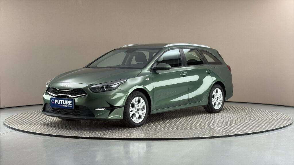 Kia Ceed - 1